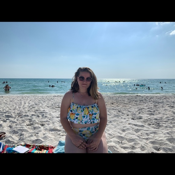 Meet your Posher - Picture 6 of 8